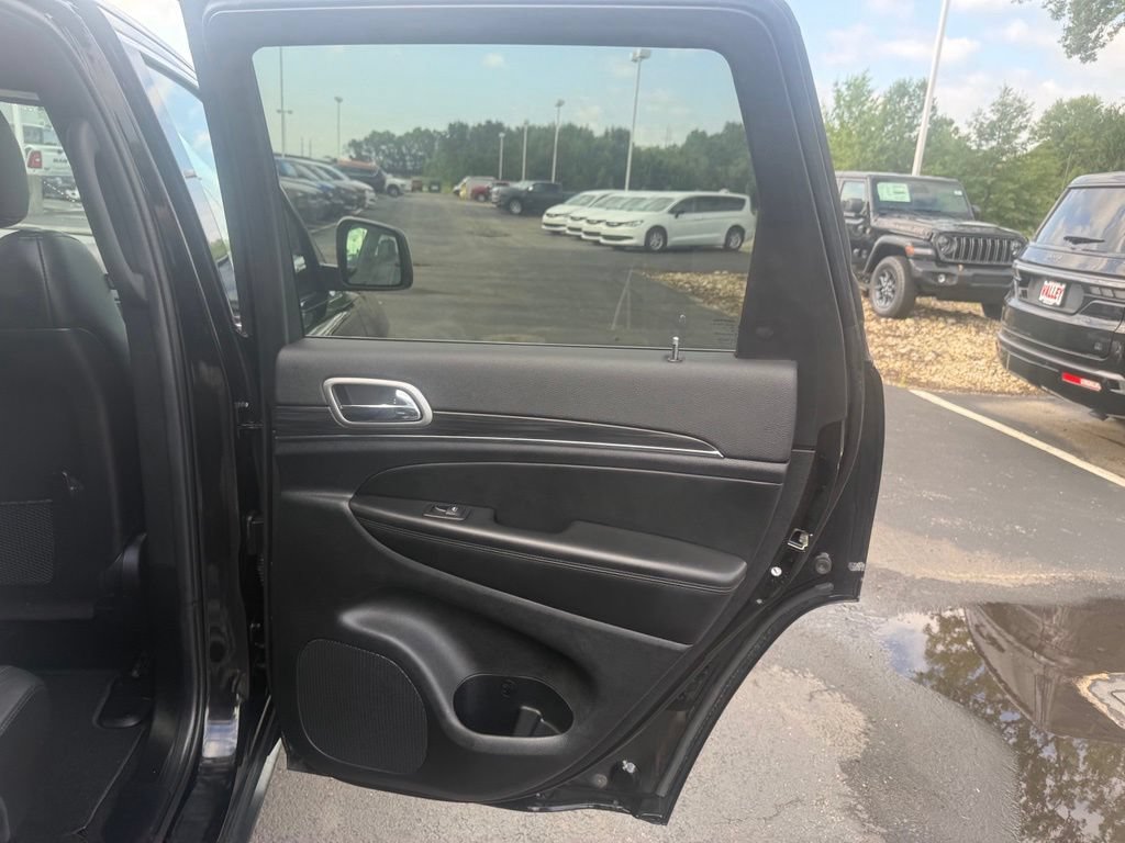 Used 2022 Jeep Grand Cherokee Limited AWD/4WD image 50