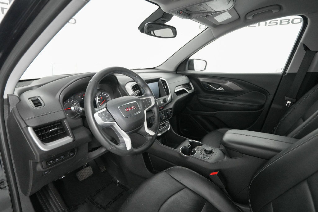 Used 2023 GMC Terrain SLT w/ Infotainment Package II FWD image 10