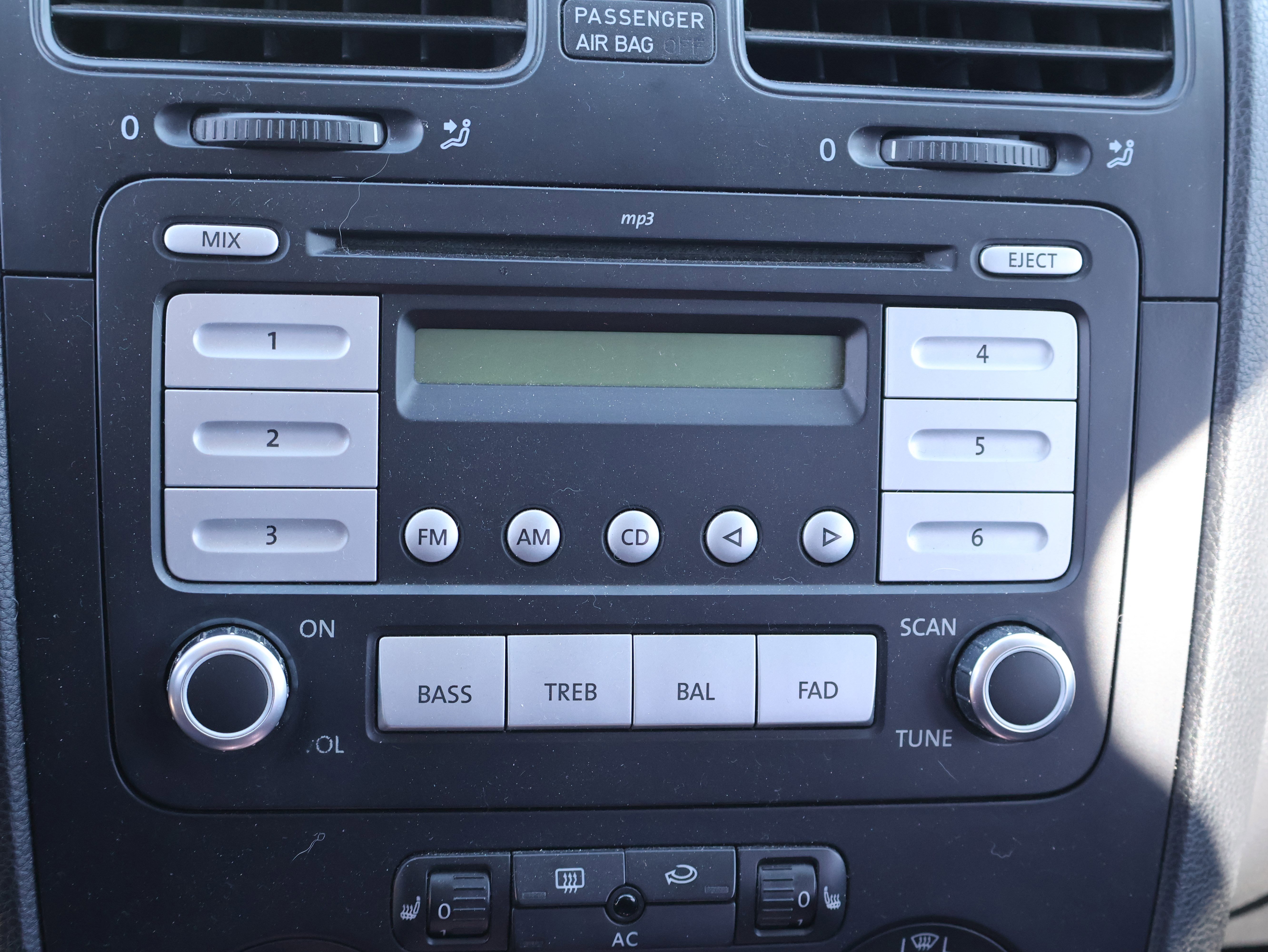 Used 2009 Volkswagen Jetta S image 26