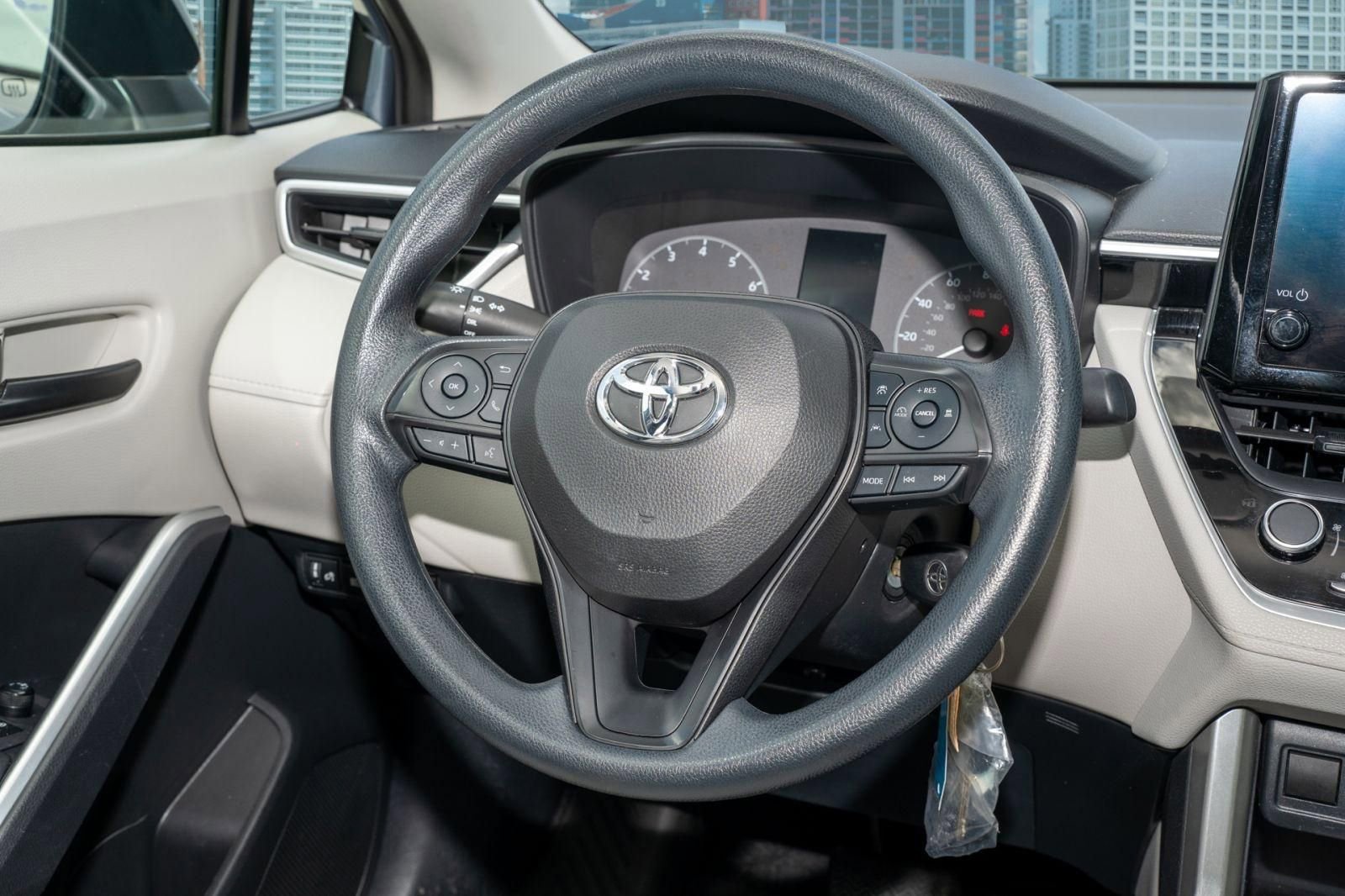 Used 2023 Toyota Corolla Cross L FWD image 20