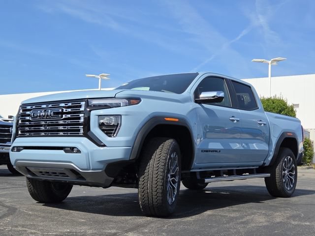 New 2026 GMC Canyon Denali w/ LPO, Black Badging Package AWD/4WD image 15