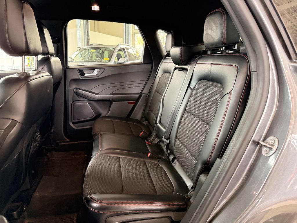 Used 2023 Ford Escape ST-Line w/ Tech Pack #1 FWD image 10