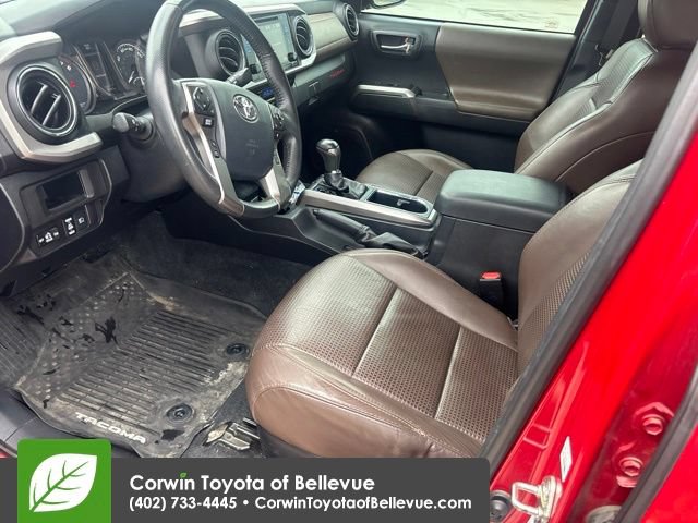 Used 2019 Toyota Tacoma Limited AWD/4WD image 24