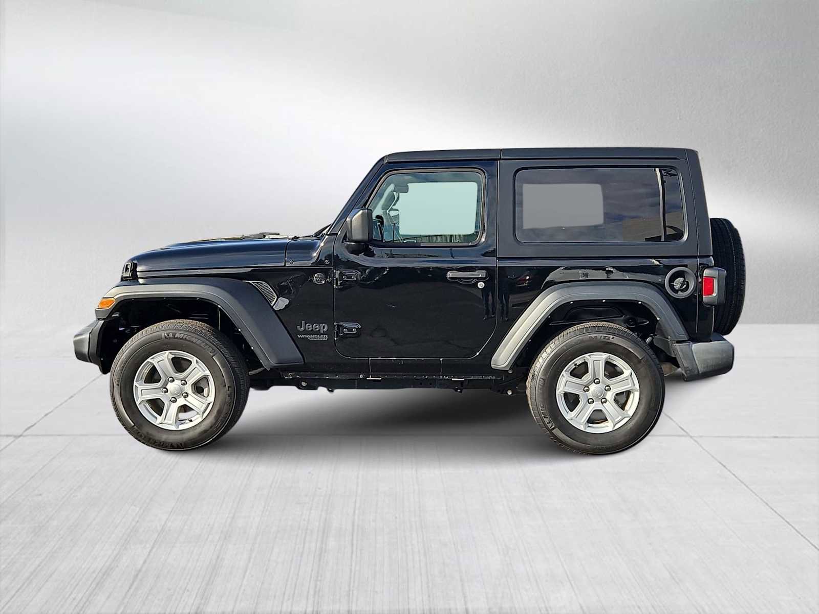 Used 2021 Jeep Wrangler Sport S image 5