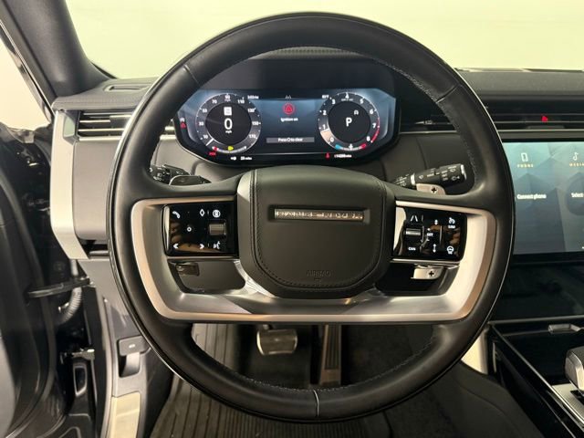 Used 2024 Land Rover Range Rover Long Wheelbase SE AWD/4WD image 17