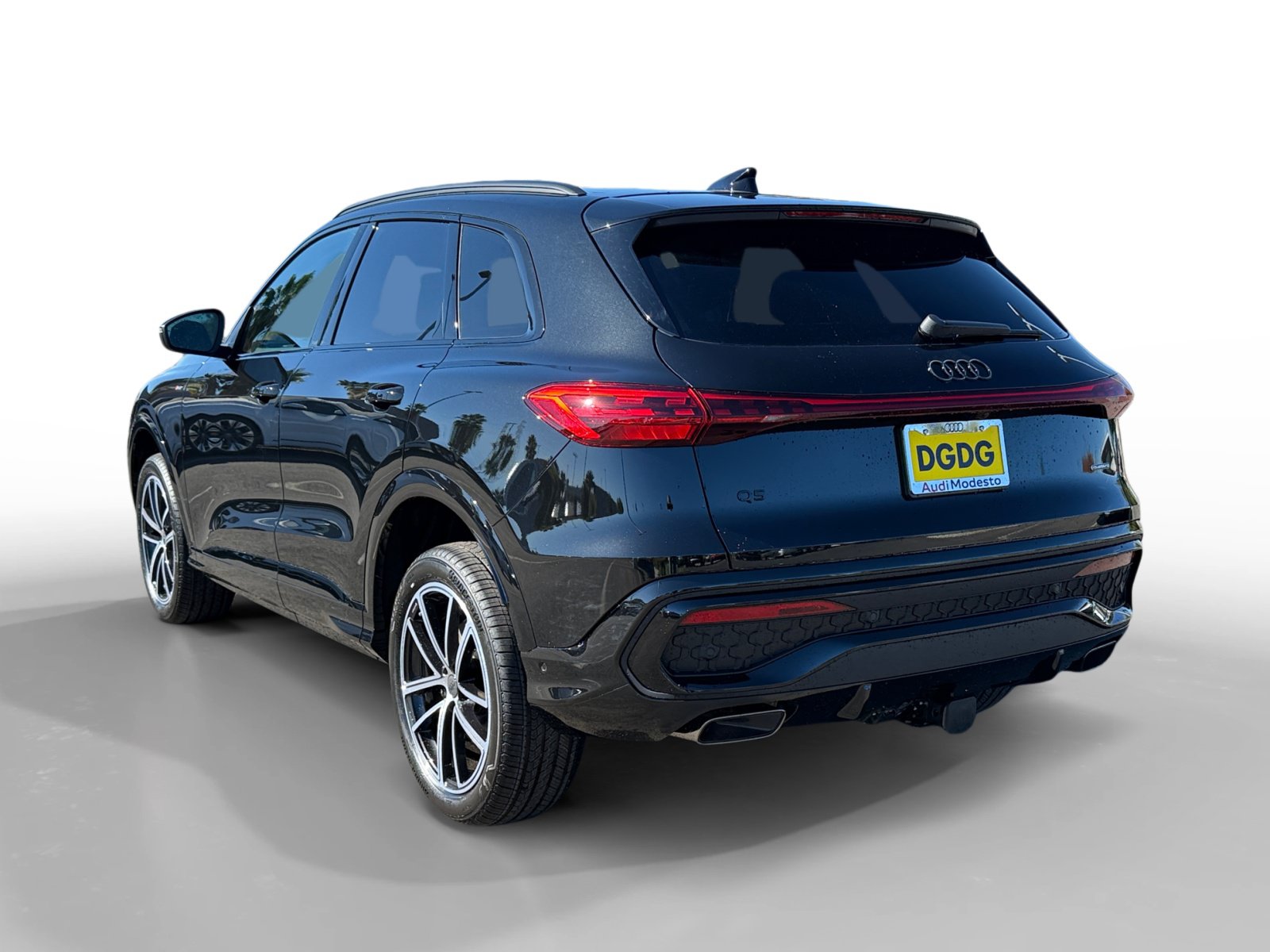New 2026 Audi Q5 Premium Plus AWD/4WD image 3