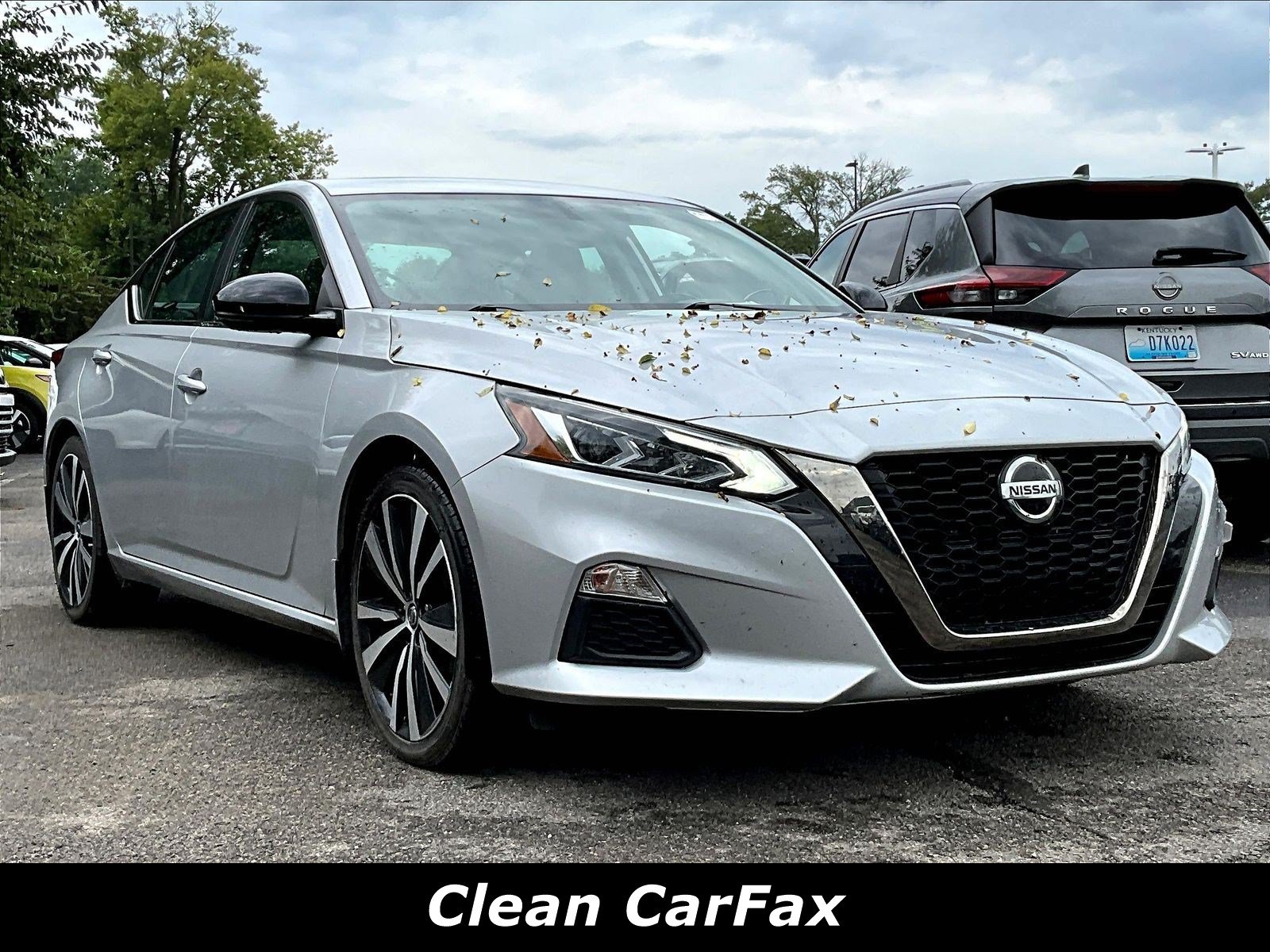 Used 2019 Nissan Altima 2.5 SR w/ SR Premium Package FWD image 2