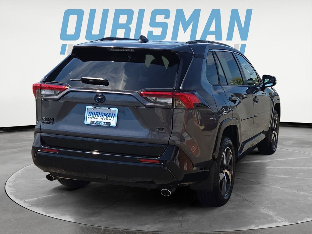 Used 2021 Toyota RAV4 SE w/ Weather & Moonroof Package AWD/4WD image 6