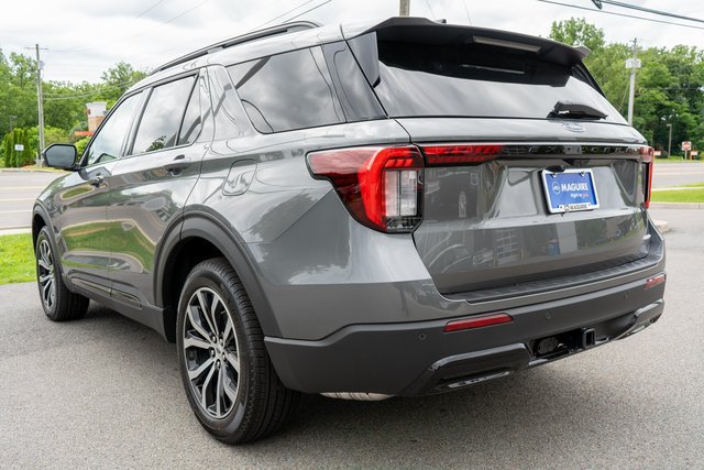 New 2026 Ford Explorer ST-Line AWD/4WD image 7