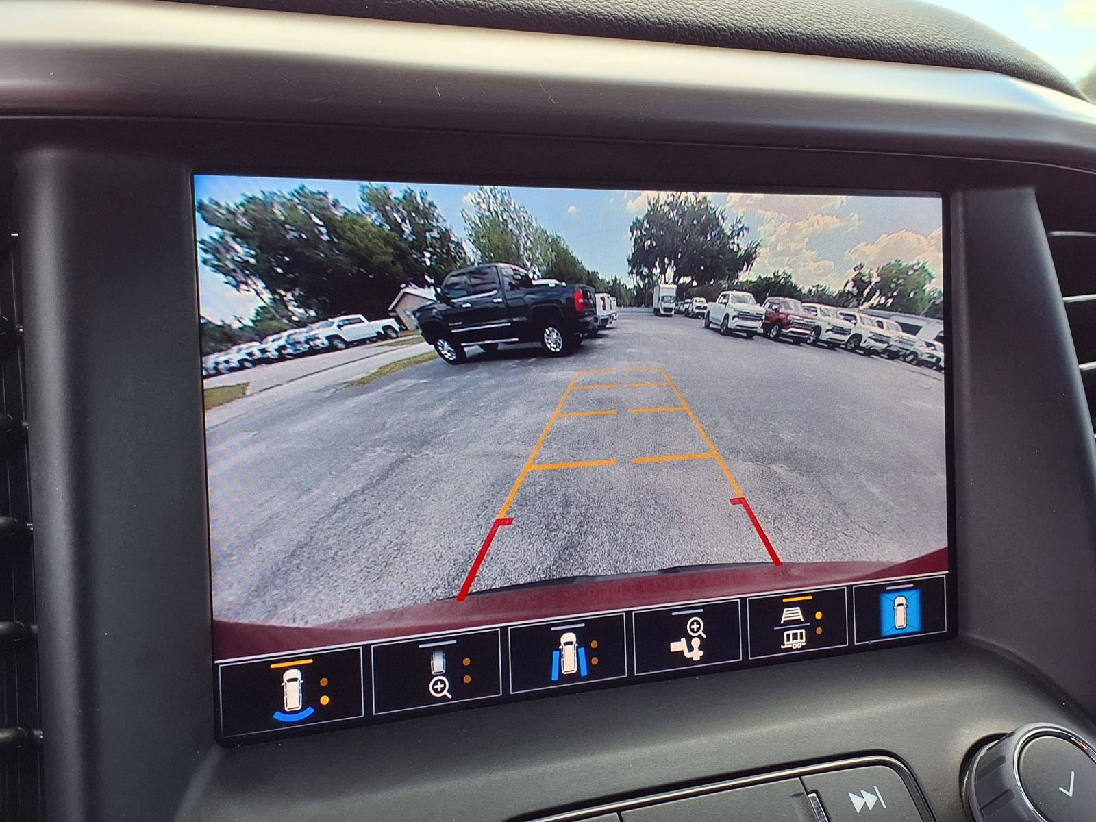 Certified 2023 GMC Acadia AT4 w/ Technology Package AWD/4WD image 11