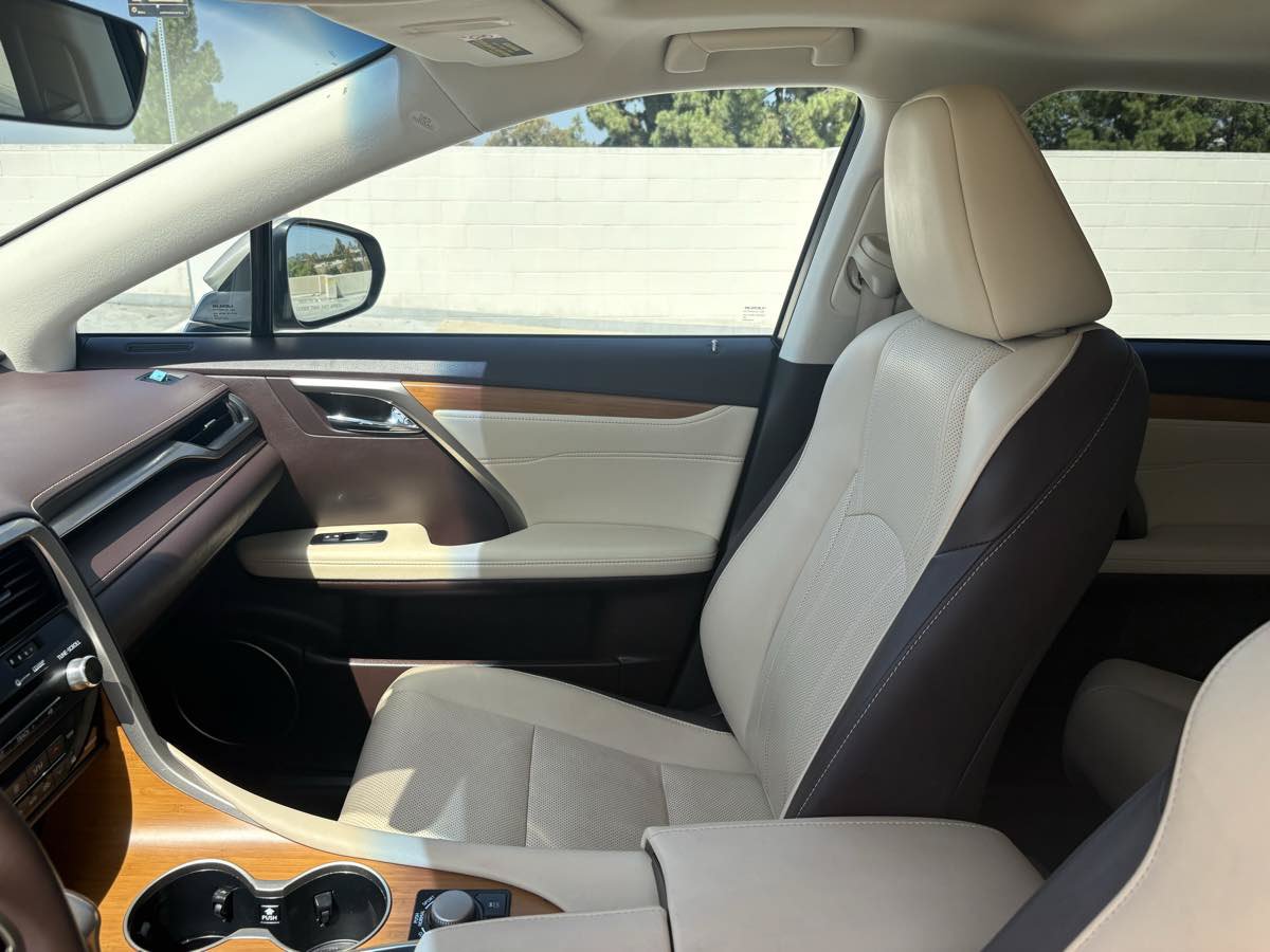 Used 2017 Lexus RX 350 FWD w/ Premium Package image 30