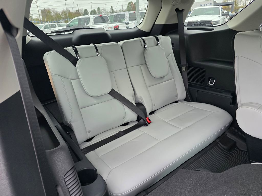 New 2026 Ford Explorer Platinum w/ LUX Leather Package image 31