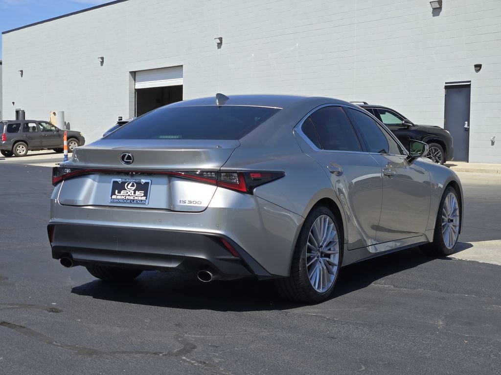 Used 2022 Lexus IS 300 w/ Premium Package RWD image 7