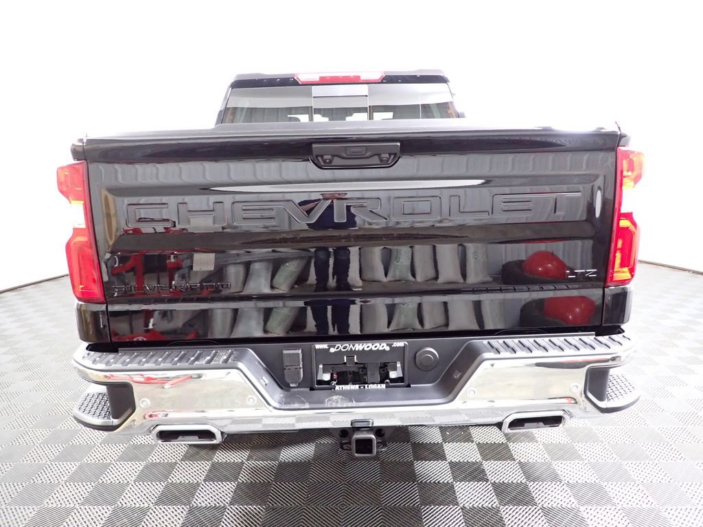 New 2026 Chevrolet Silverado 1500 LTZ AWD/4WD image 14
