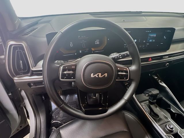 Certified 2024 Kia Sorento S image 11