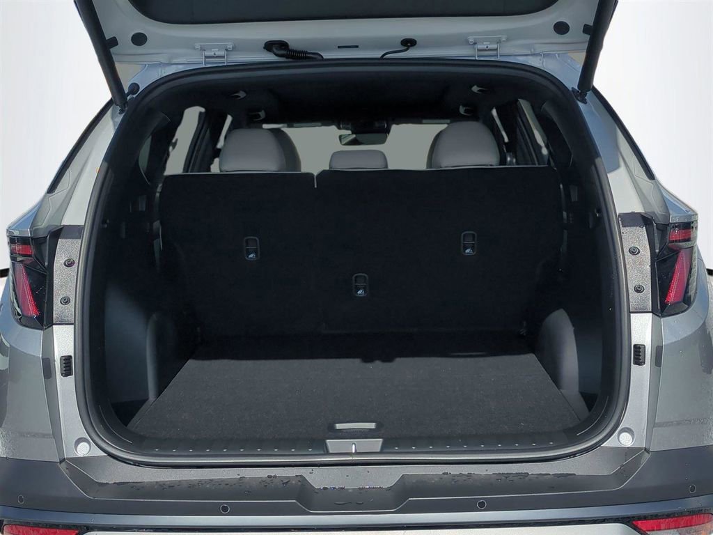 New 2026 Hyundai Tucson Limited image 14