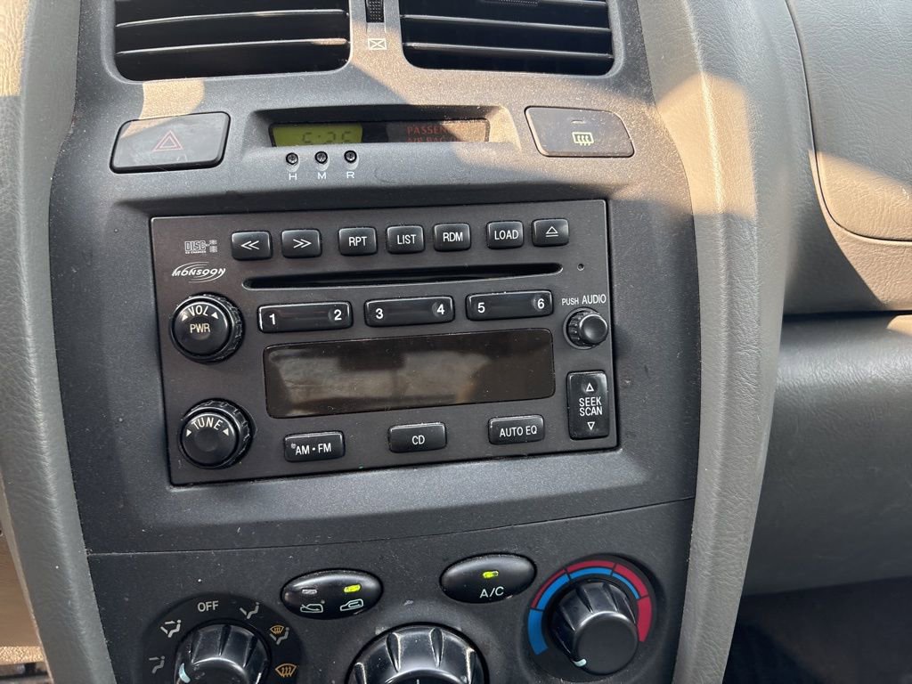 Used 2005 Hyundai Santa Fe GLS AWD/4WD image 7