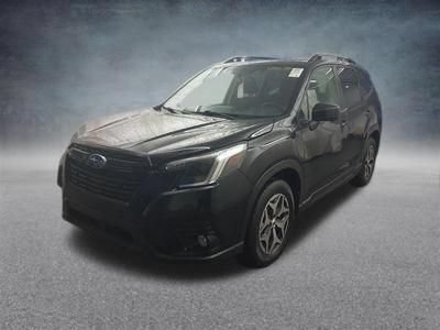 Used 2023 Subaru Forester Premium AWD/4WD image 35