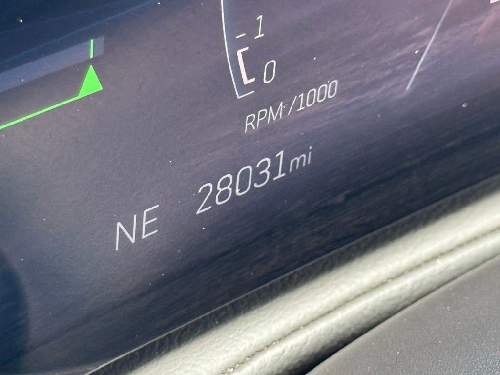 Certified 2024 Cadillac XT4 Premium Luxury image 3