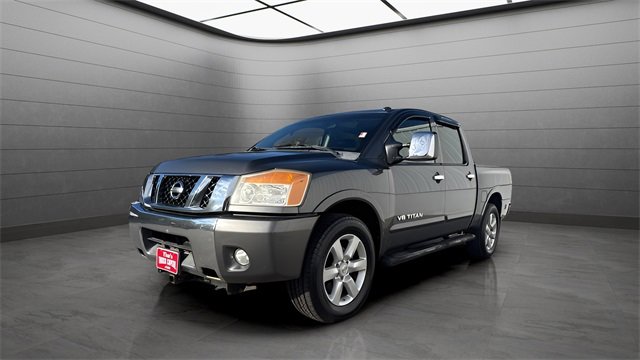Used 2010 Nissan Titan LE w/ Technology Pkg image 2
