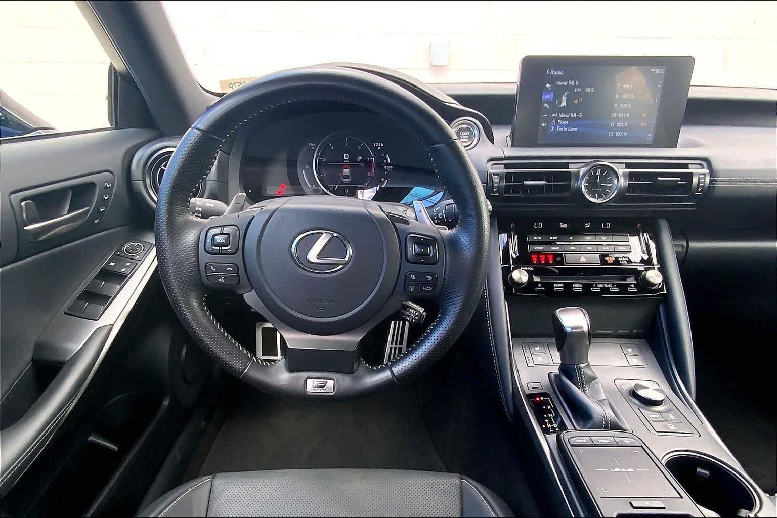 Used 2023 Lexus IS 500 RWD image 14