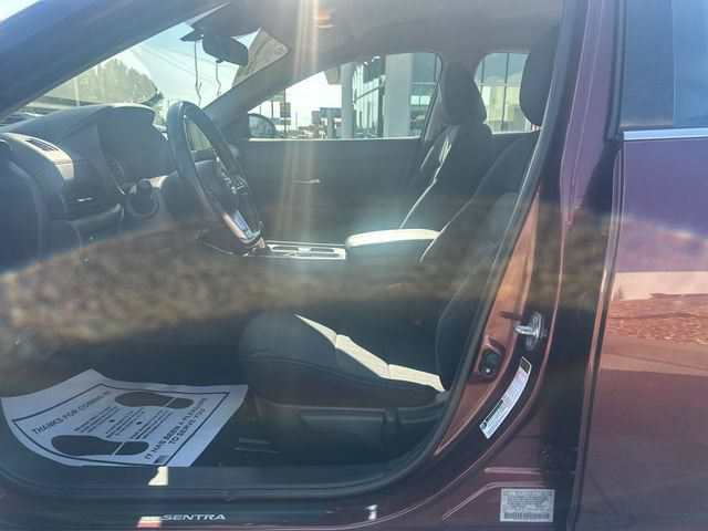 Used 2022 Nissan Sentra SV w/ Trunk Package FWD image 9