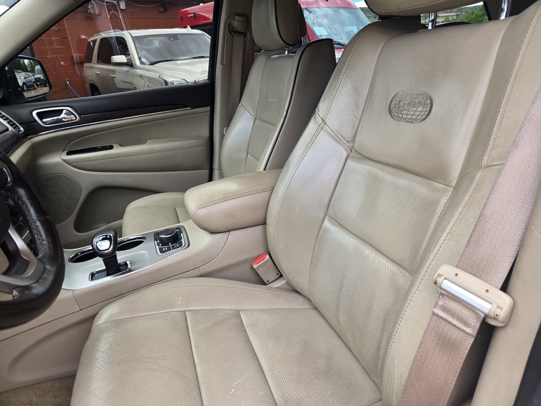 Used 2015 Jeep Grand Cherokee Overland AWD/4WD image 16