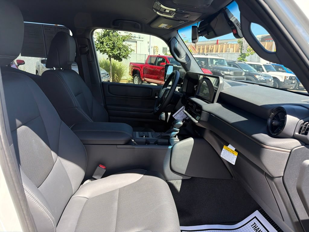 Used 2027 Toyota Land Cruiser AWD/4WD image 12