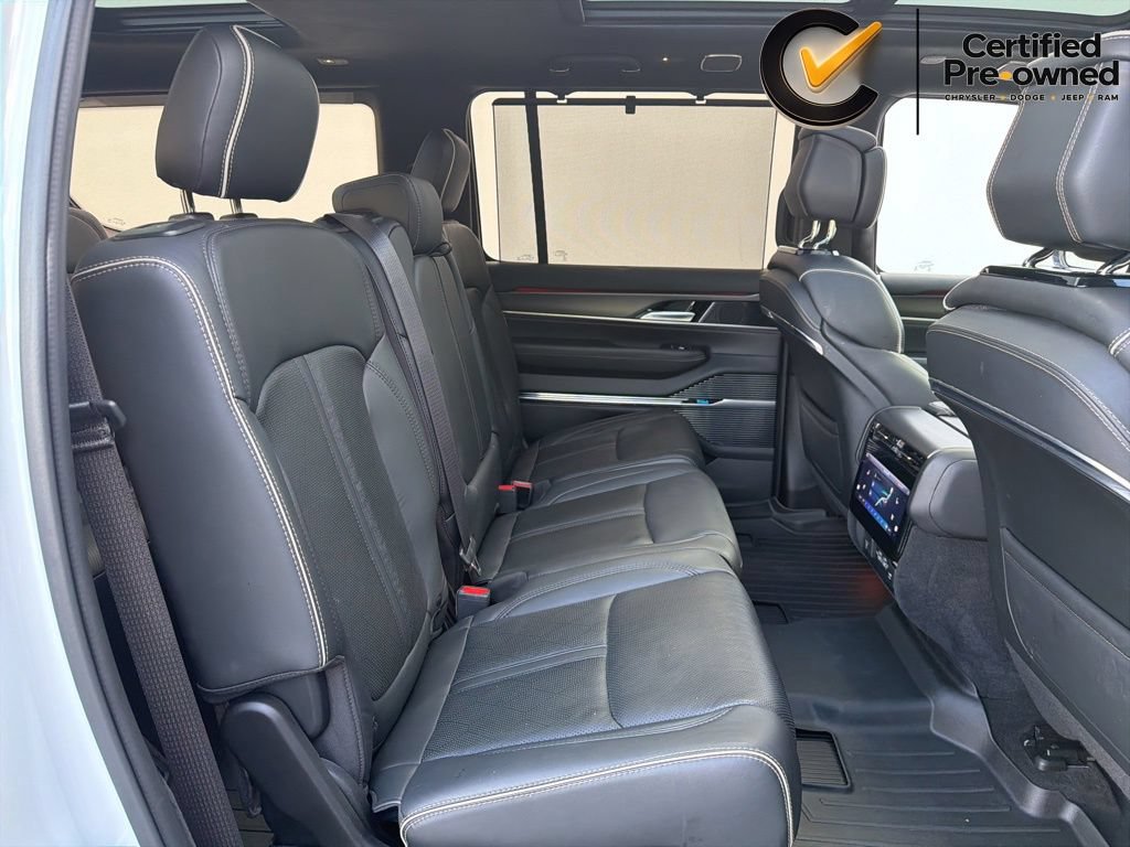 Certified 2023 Jeep Grand Wagoneer Series II AWD/4WD image 30