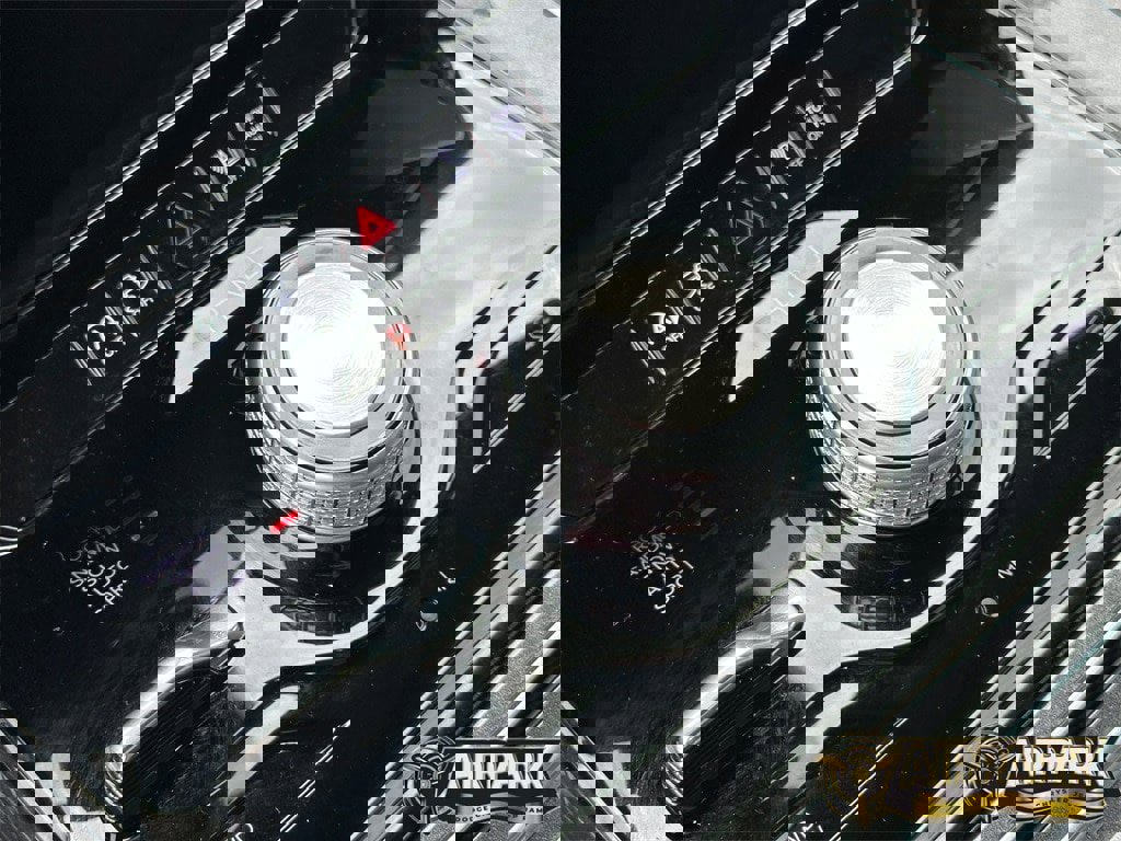 New 2024 Jeep Wagoneer L 4WD w/ HD Trailer Tow Package image 20