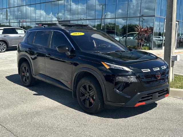 Certified 2025 Nissan Rogue SV AWD/4WD image 5