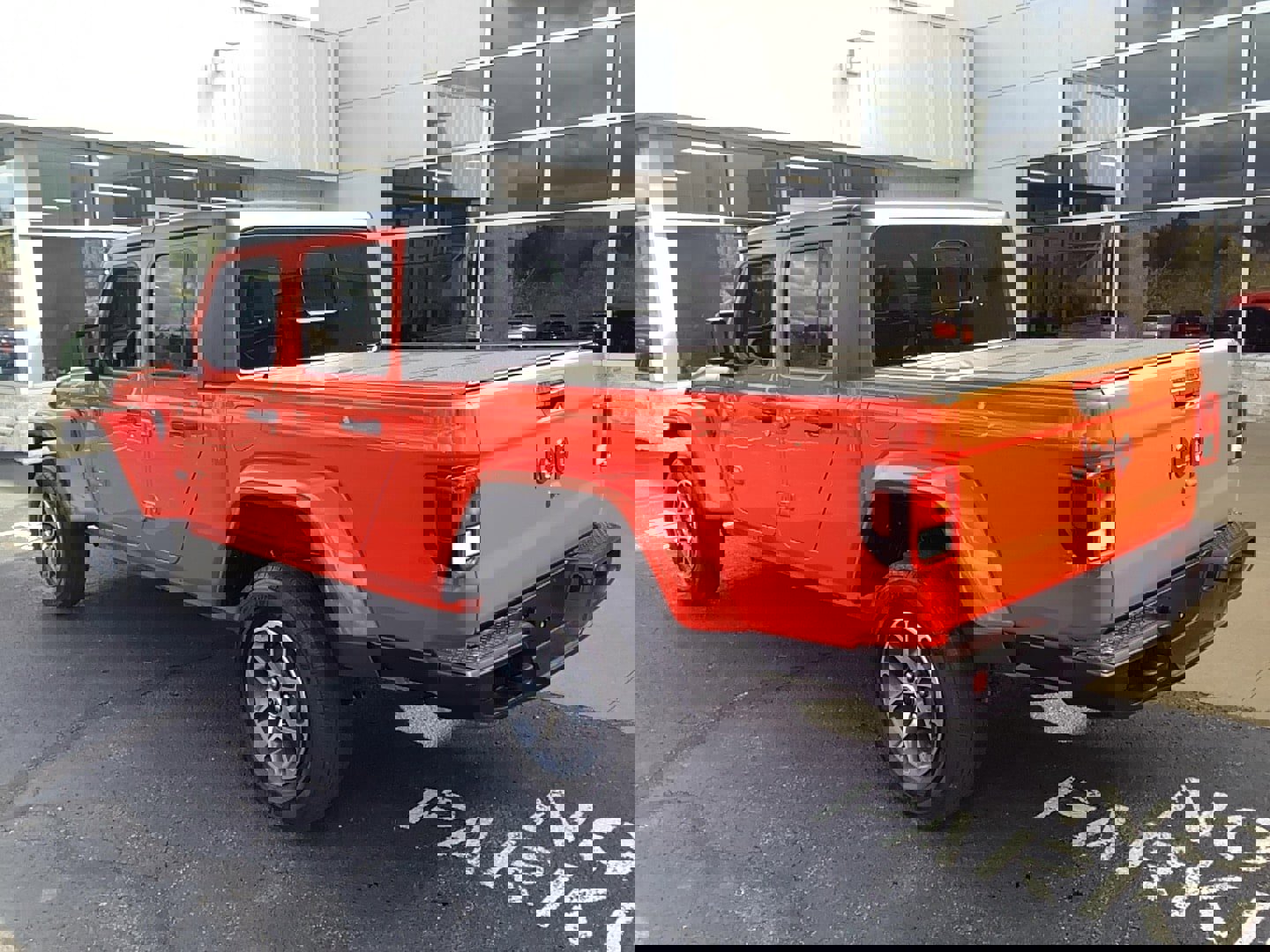 Certified 2024 Jeep Gladiator Sport image 8