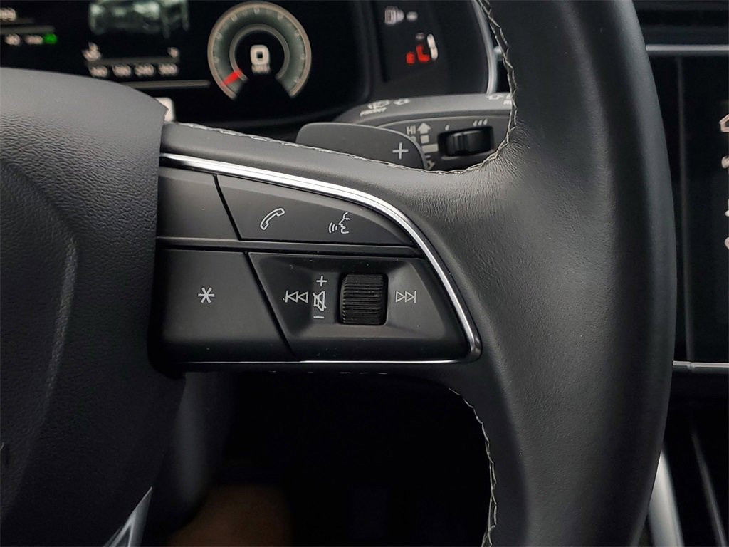 Used 2021 Audi Q8 Prestige w/ Prestige Package image 20