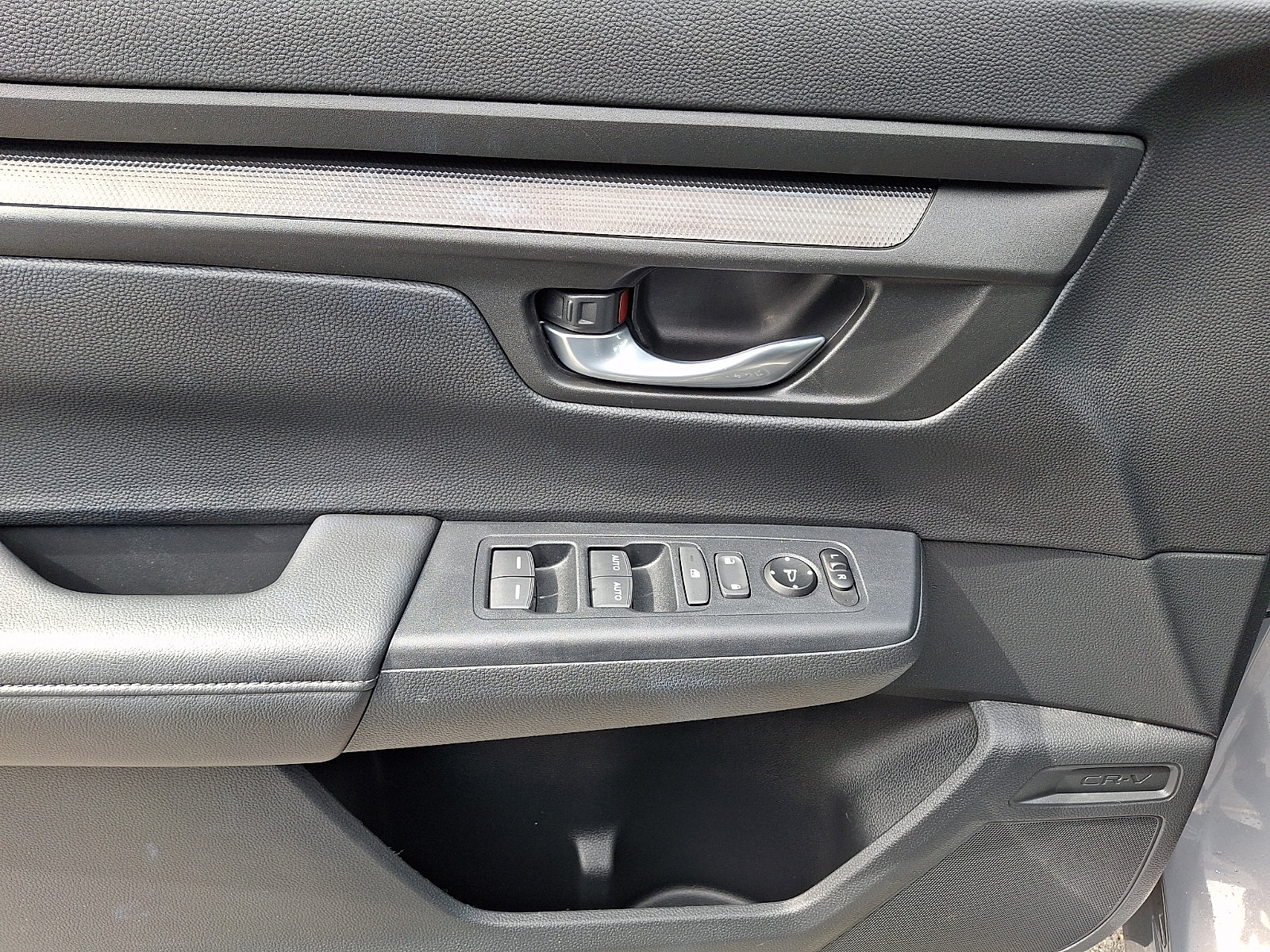 Used 2025 Honda CR-V EX image 13