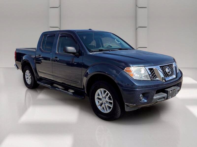 Used 2015 Nissan Frontier SV RWD image 7