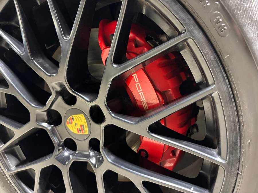 Used 2018 Porsche Macan GTS image 6