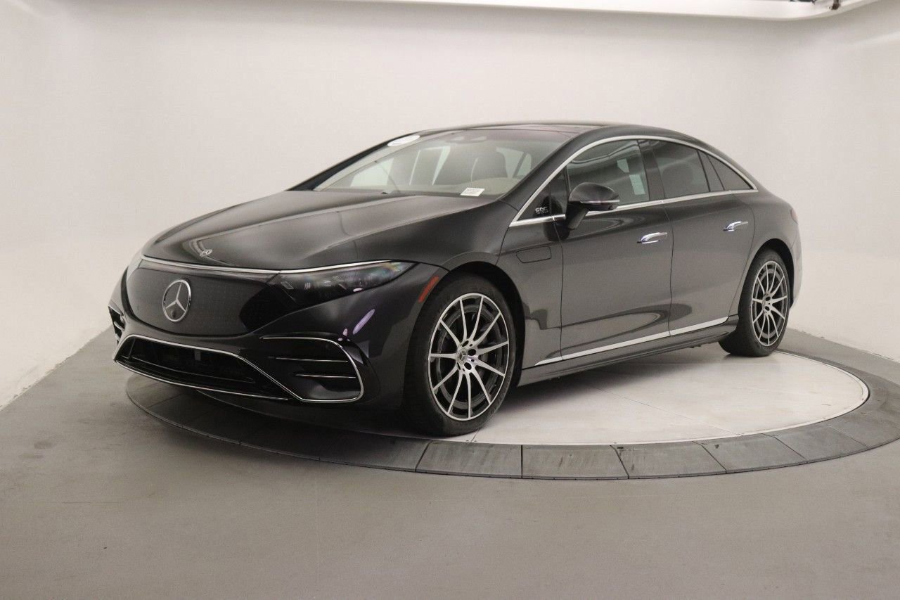 Certified 2023 Mercedes-Benz EQS 580 4MATIC Sedan image 3