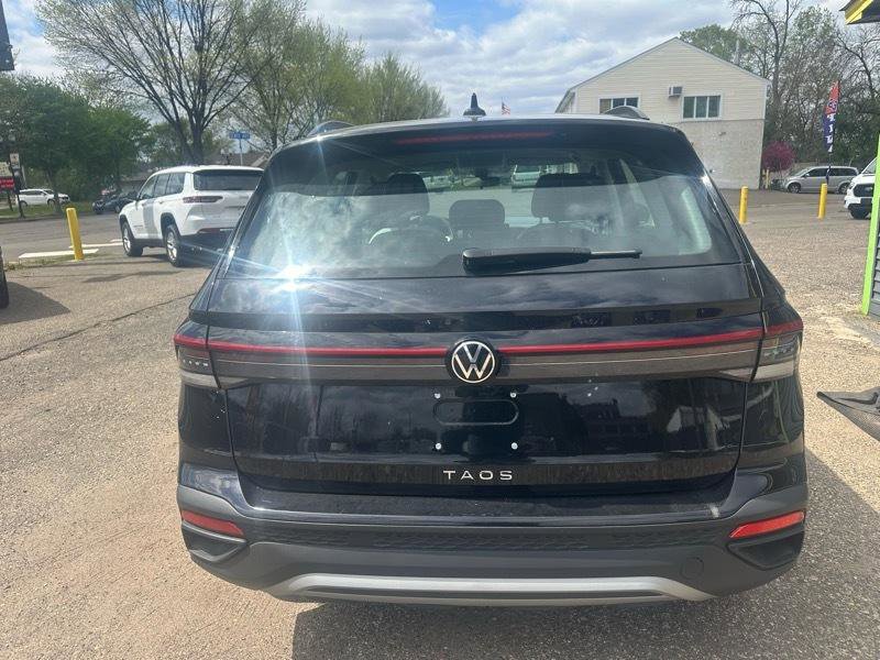 Used 2026 Volkswagen Taos S FWD image 7