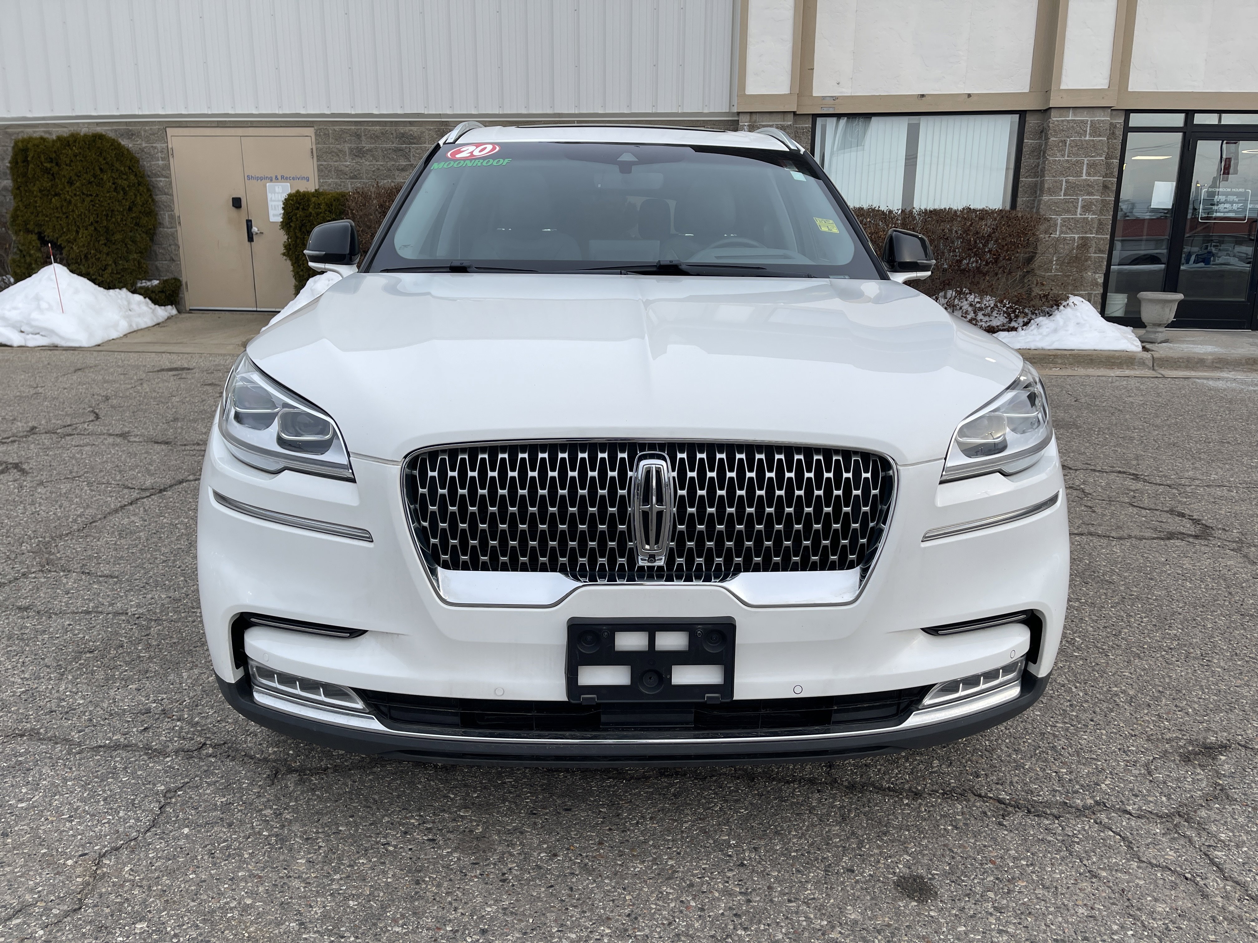 Used 2020 Lincoln Aviator Reserve w/ Equipment Group 202A image 8