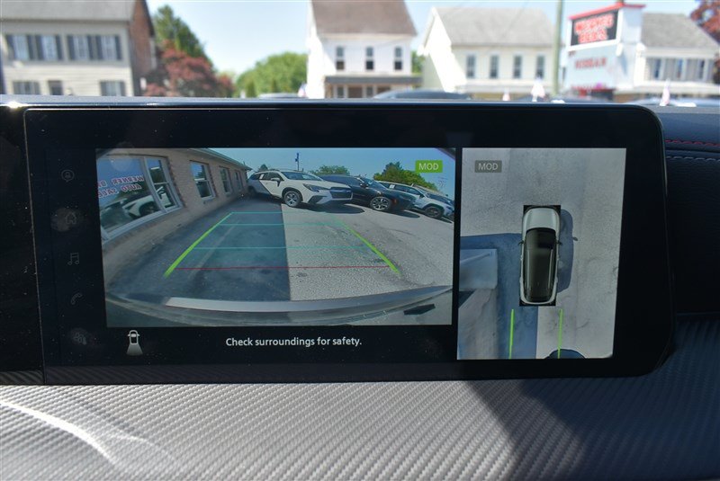 Used 2025 Nissan Kicks SR AWD/4WD image 19