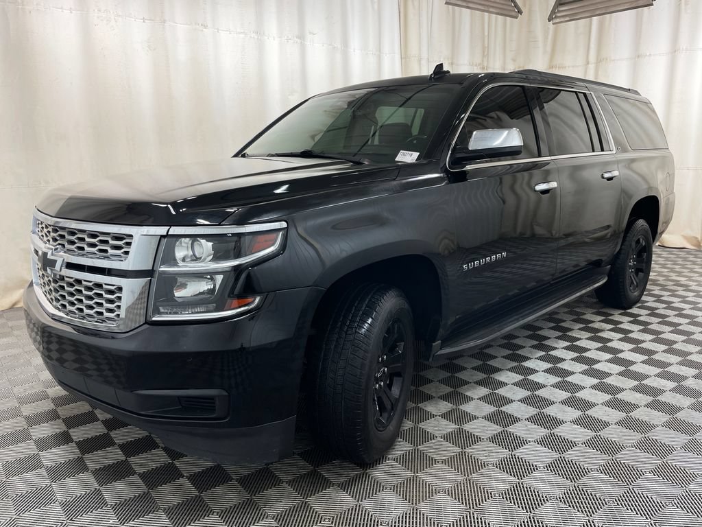 Used 2016 Chevrolet Suburban LT RWD image 17