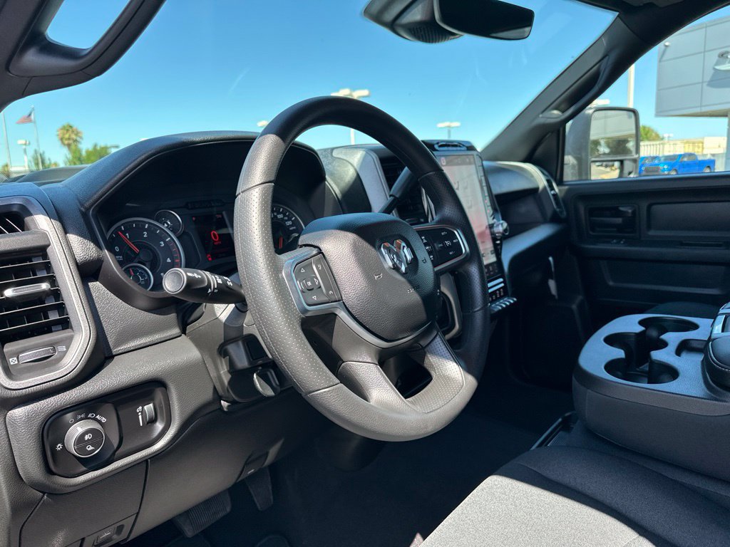 New 2026 RAM 2500 Tradesman AWD/4WD image 17