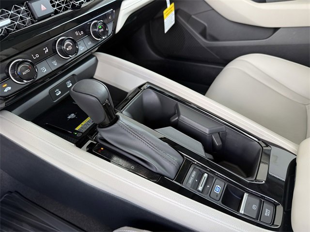 Used 2024 Honda Accord Touring image 25