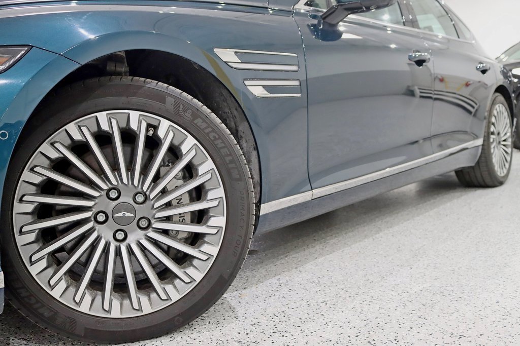 Used 2023 Genesis G80 image 4