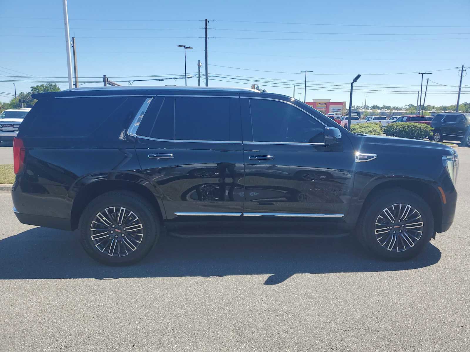 Certified 2026 GMC Yukon Elevation image 7