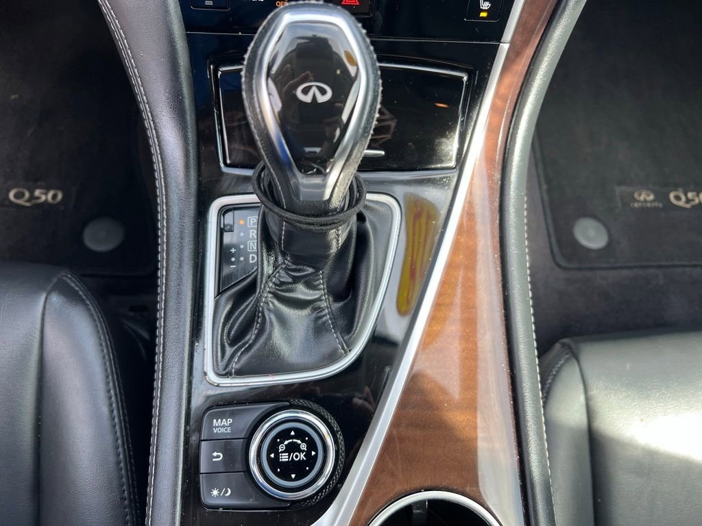 Used 2018 INFINITI Q50 Luxe w/ Essential Package (3.0T Luxe) AWD/4WD image 29