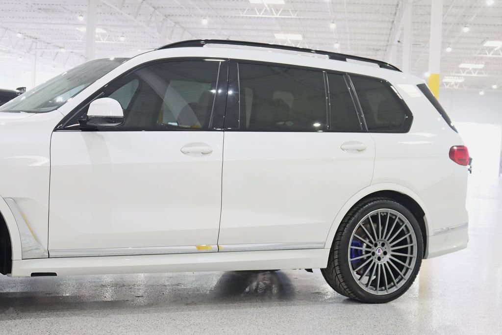 Used 2022 BMW ALPINA XB7 AWD/4WD image 3