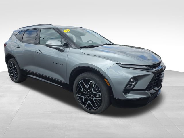 Used 2023 Chevrolet Blazer RS w/ Driver Confidence II Package AWD/4WD image 7