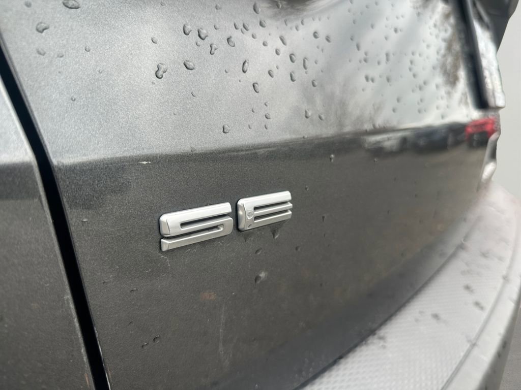 Used 2020 Ford Escape SE image 30