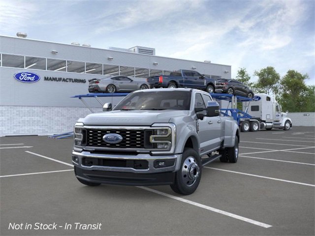 New 2026 Ford F450 Lariat image 2